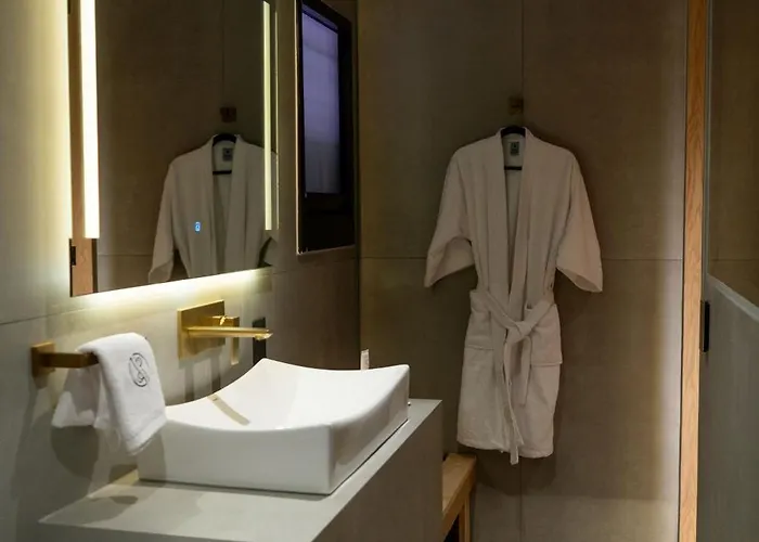 Hotel Punto Periférico Sur